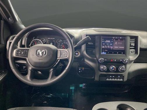 2024 RAM 2500 Tradesman Crew Cab 4x4 6'4' Box