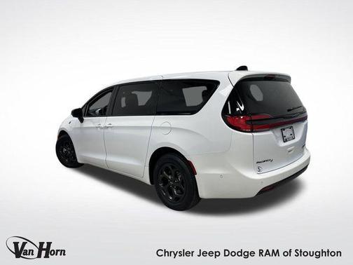 2024 Chrysler Pacifica Hybrid S Appearance Pkg