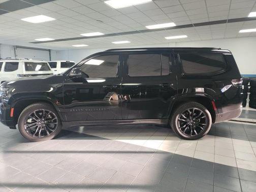 2022 Jeep Grand Wagoneer Series II Obsidian 4x4