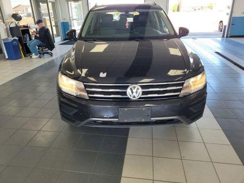 Black 2021 Volkswagen Tiguan 2.0T SE 4MOTION