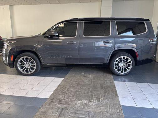 2022 Jeep Grand Wagoneer Series II 4x4