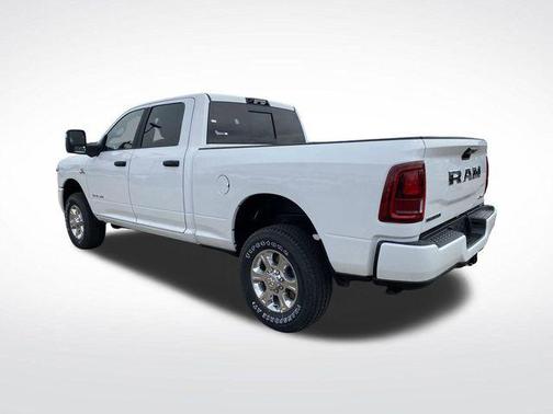 2025 RAM 2500 Big Horn Crew Cab 4x4 6'4' Box