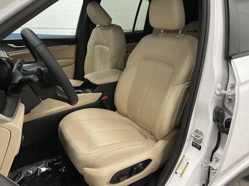 2024 Jeep Grand Cherokee Limited X