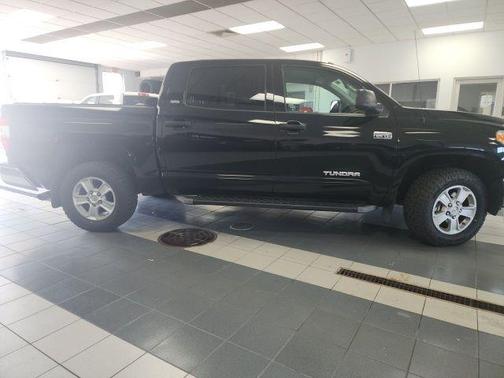 2016 Toyota Tundra SR5