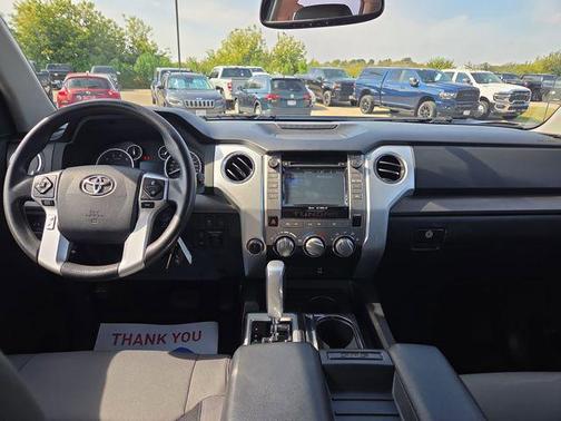 2016 Toyota Tundra SR5