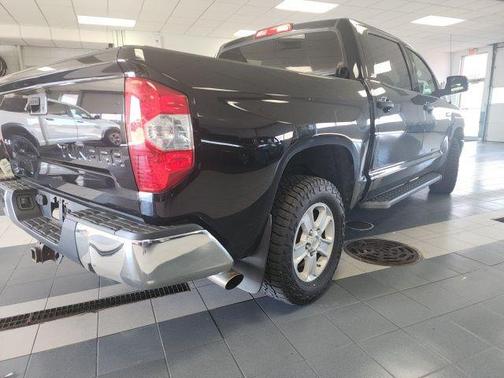 2016 Toyota Tundra SR5