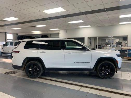 2024 Jeep Grand Cherokee L Altitude