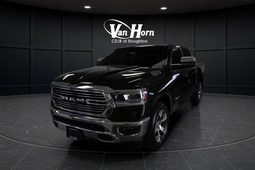 Diamond Black Crystal Pearlcoat 2023 RAM 1500 Laramie