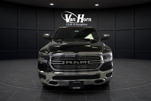 Diamond Black Crystal Pearlcoat 2023 RAM 1500 Laramie