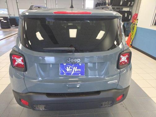 Anvil 2018 Jeep Renegade Latitude