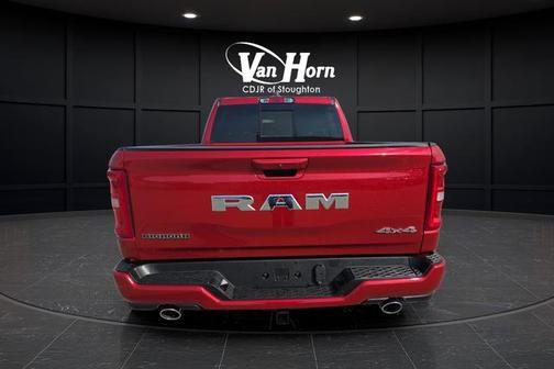 Molten Red Pearlcoat 2026 RAM 1500 Big Horn/Lone Star