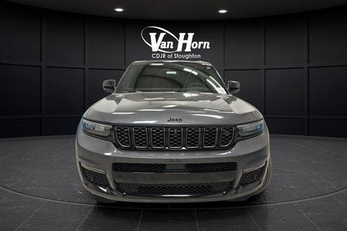 Baltic Gray Metallic Clearcoat 2023 Jeep Grand Cherokee L Summit Reserve
