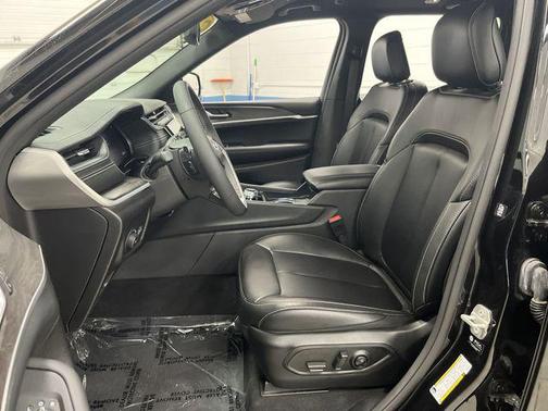 2024 Jeep Grand Cherokee Limited X