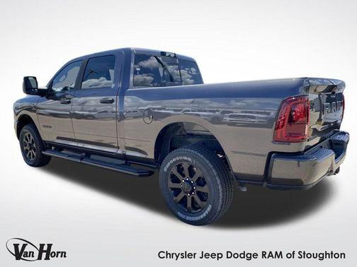 2025 RAM 2500 Big Horn Crew Cab 4x4 6'4' Box