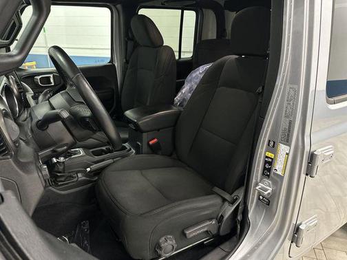 2021 Jeep Gladiator Sport S