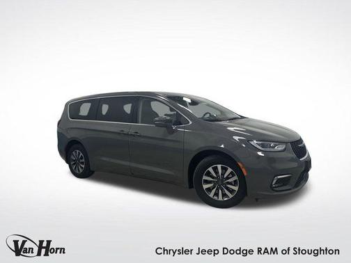 2022 Chrysler Pacifica Hybrid Touring L