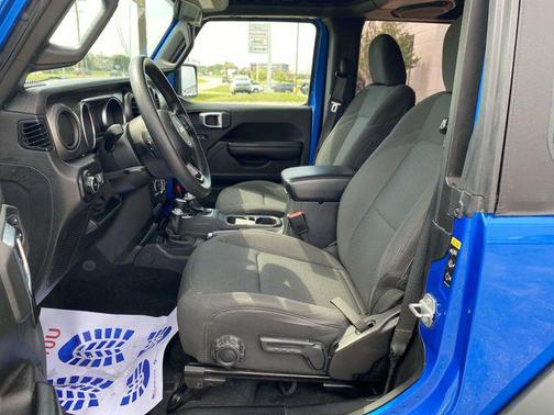 2021 Jeep Wrangler Sport S