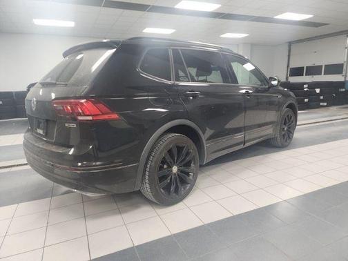 2020 Volkswagen Tiguan 2.0T SE R-Line Black 4MOTION