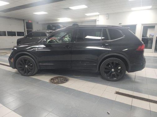 2020 Volkswagen Tiguan 2.0T SE R-Line Black 4MOTION