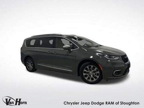 2021 Chrysler Pacifica L