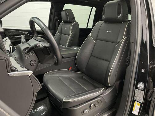 2023 Cadillac Escalade ESV Sport