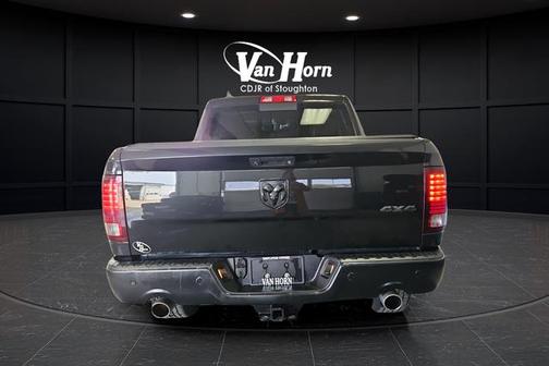 Hydro Blue Pearlcoat 2018 RAM 1500 Sport