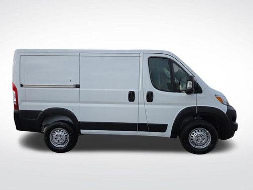 2026 RAM ProMaster 1500 Low Roof