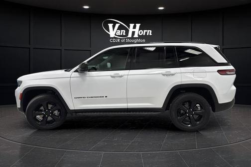Bright White Clearcoat 2024 Jeep Grand Cherokee Limited