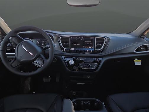 2026 Chrysler Pacifica L