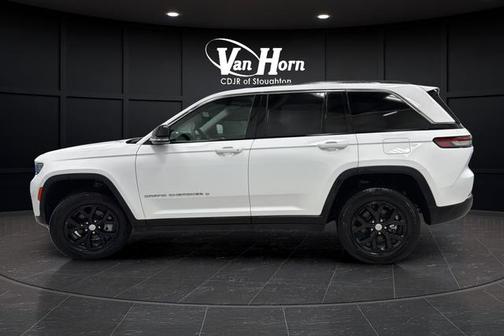 Bright White Clearcoat 2024 Jeep Grand Cherokee Limited