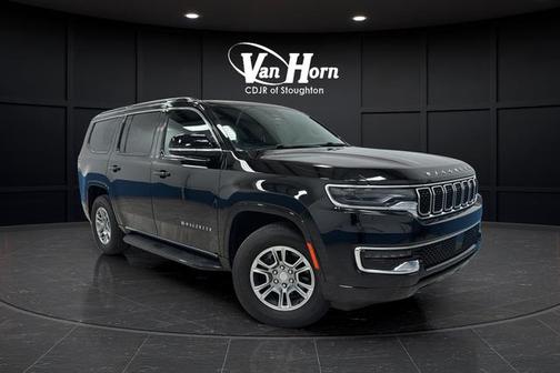 Diamond Black Crystal Pearlcoat 2023 Jeep Wagoneer Series I 4x4