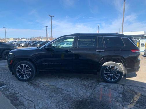 2022 Jeep Grand Cherokee L Overland