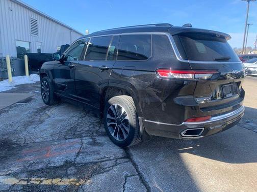 2022 Jeep Grand Cherokee L Overland