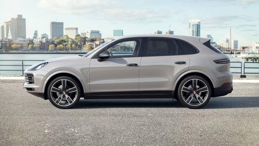 2023 Porsche Cayenne 