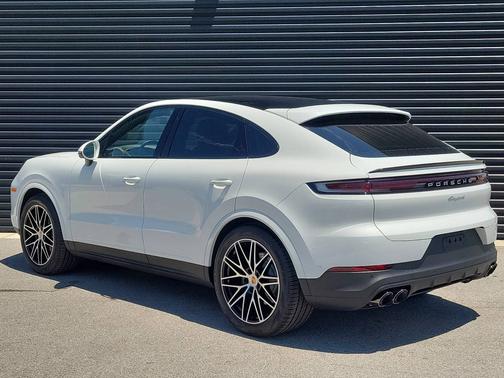 2025 Porsche Cayenne 