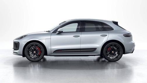 Dolomite Silver Metallic 2022 Porsche Macan