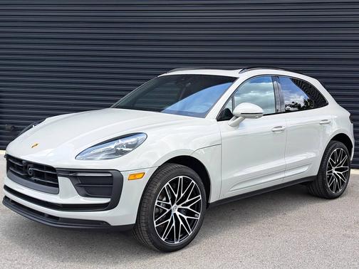 2025 Porsche Macan 