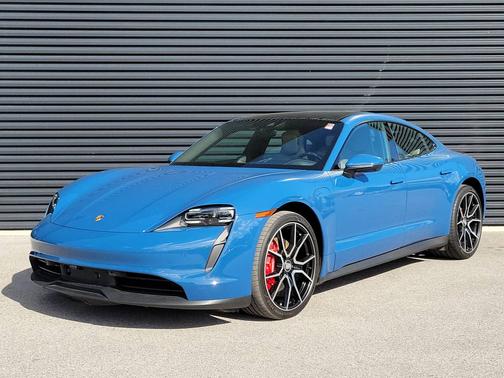 2023 Porsche Taycan 