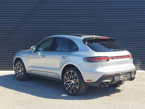 2025 Porsche Macan 