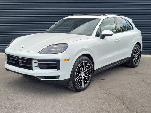 2025 Porsche Cayenne 
