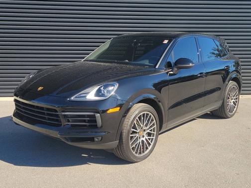 2023 Porsche Cayenne 