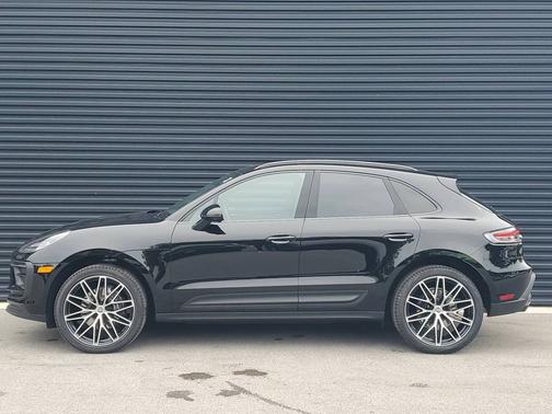 2025 Porsche Macan 