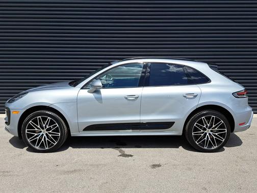 2025 Porsche Macan 