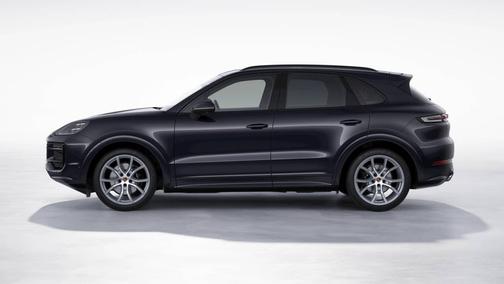 Chromite Black Metallic 2025 Porsche Cayenne