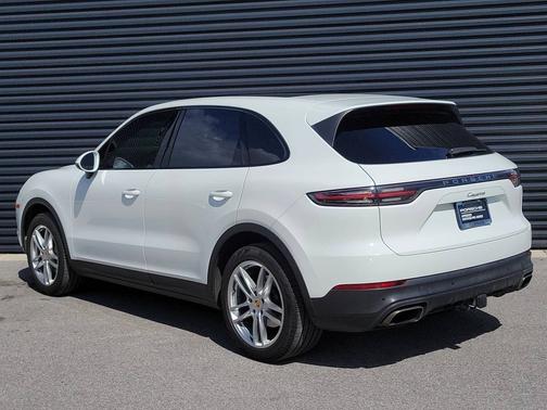 White 2020 Porsche Cayenne