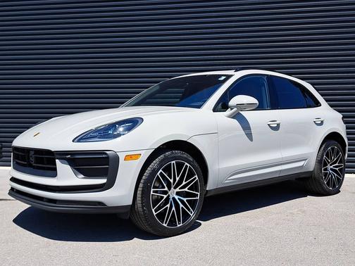 2025 Porsche Macan 