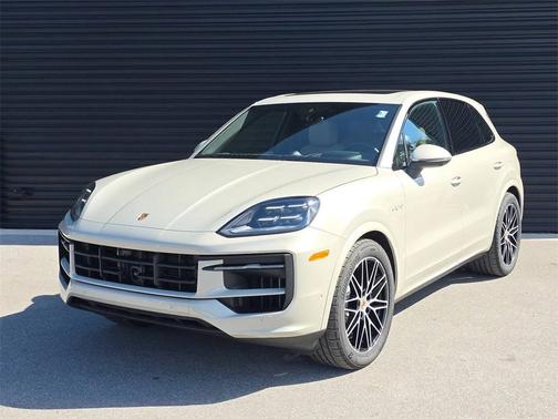 2025 Porsche Cayenne 