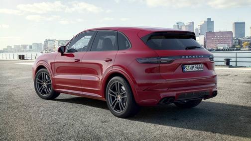 2022 Porsche Cayenne 
