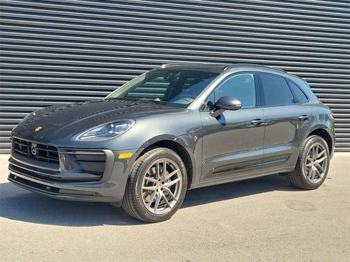 2025 Porsche Macan 