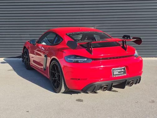 2025 Porsche 718 Cayman 